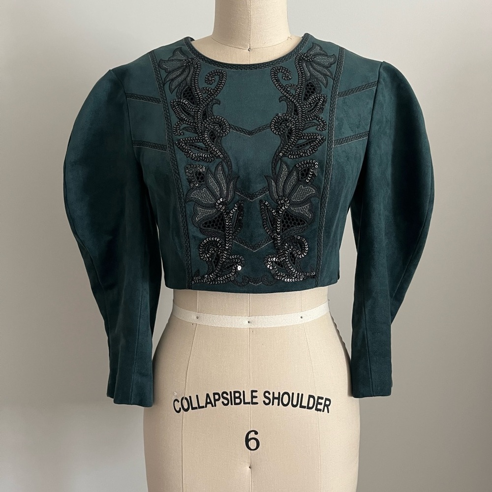 BCBGMaxAzria Appliqué cropped top